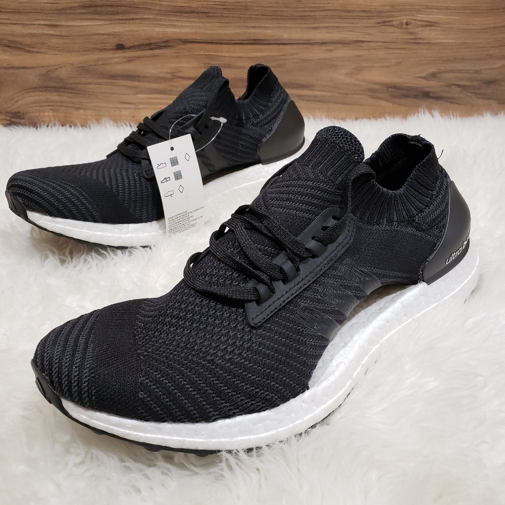 New Adidas Ultraboost Black Running Shoes - Picture 8 of 8